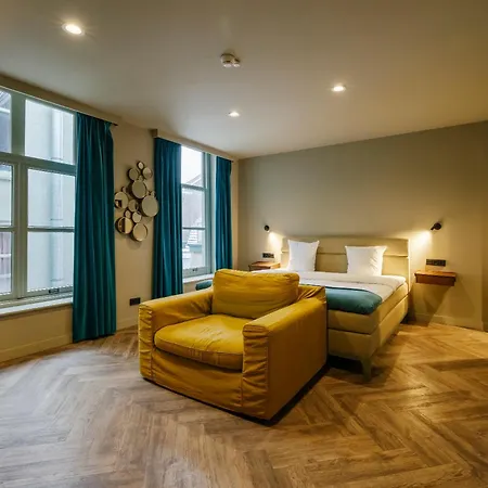 Hotel 1635-3